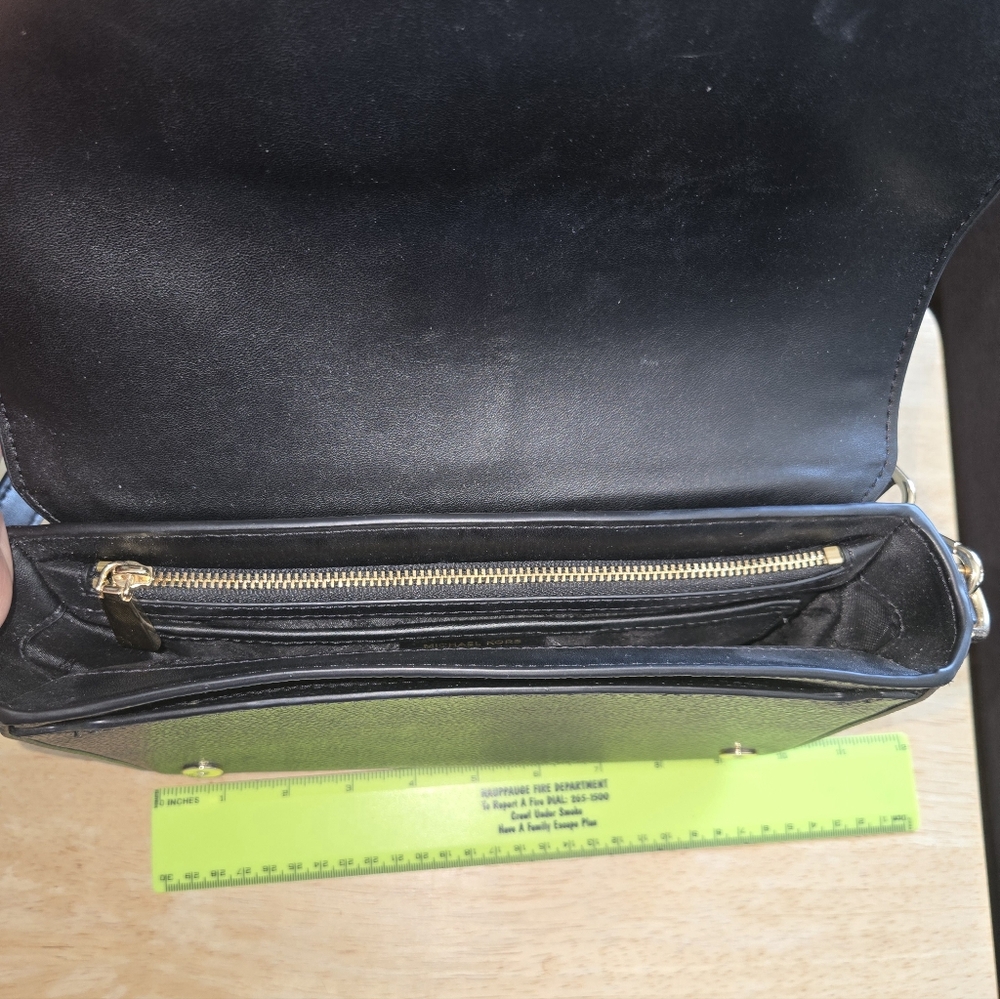 Michael Kors Black Jet Set Crossbody Bag - Picture 6 of 6